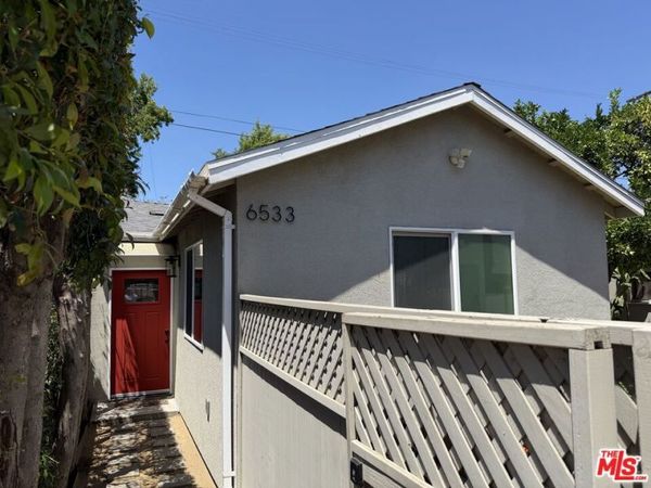 6533 Costello Avenue, Van Nuys, CA 91401