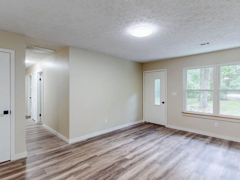 18620 Shaw Road, Chagrin Falls, OH 44023 Photo 6
