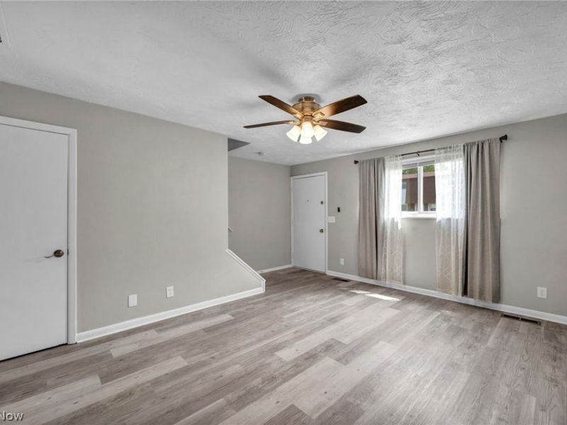 2555 Shakespeare Lane, Avon, OH 44011 Photo 11
