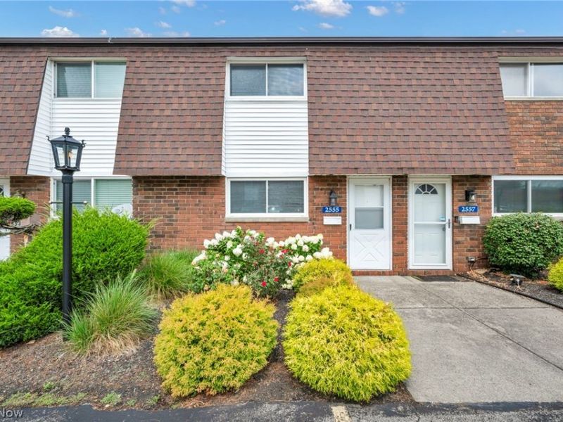 2555 Shakespeare Lane, Avon, OH 44011 Photo 5