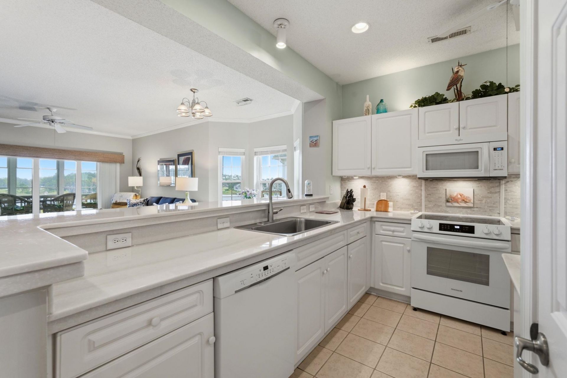 4450 Turtle Ln. Photo 11