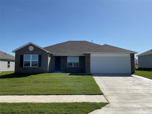 1105 W Abilene Road , Claremore, OK 74019