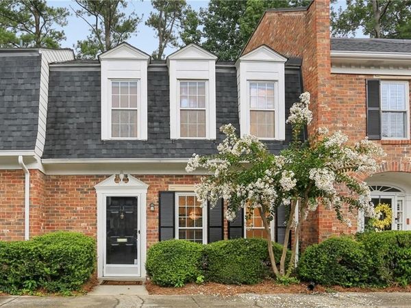 13 Independence Place NW, Atlanta, GA 30318
