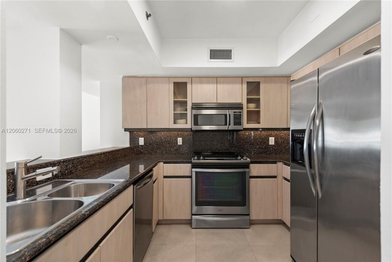 100 Jefferson Ave, Unit 10004, Miami Beach, FL 33139 Photo