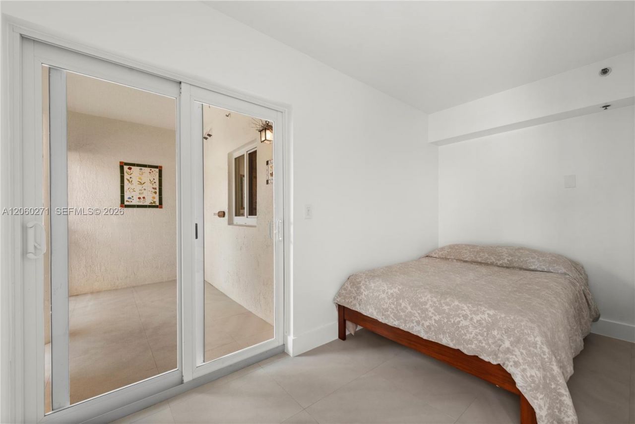 100 Jefferson Ave, Unit 10004, Miami Beach, FL 33139 Photo