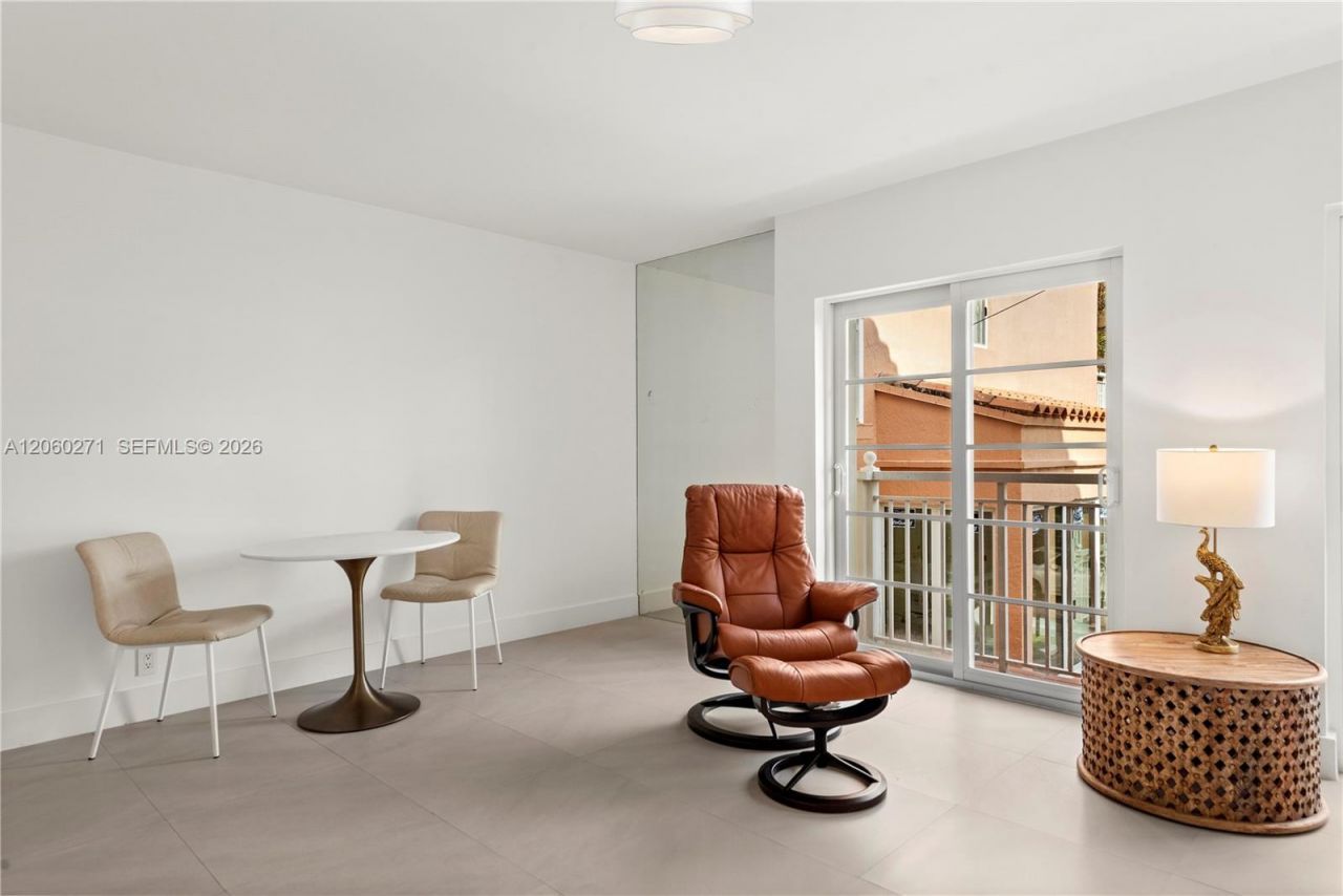 100 Jefferson Ave, Unit 10004, Miami Beach, FL 33139 Photo