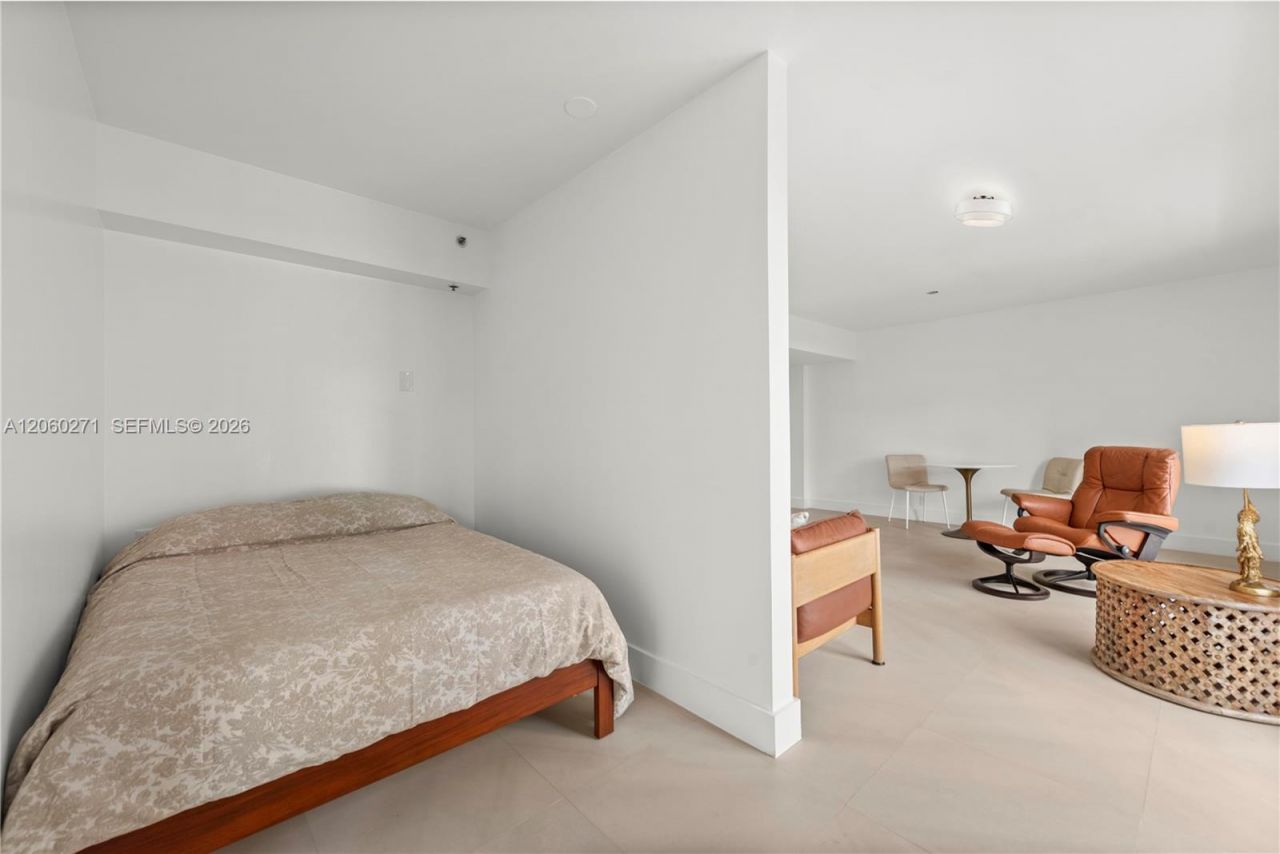 100 Jefferson Ave, Unit 10004, Miami Beach, FL 33139 Photo