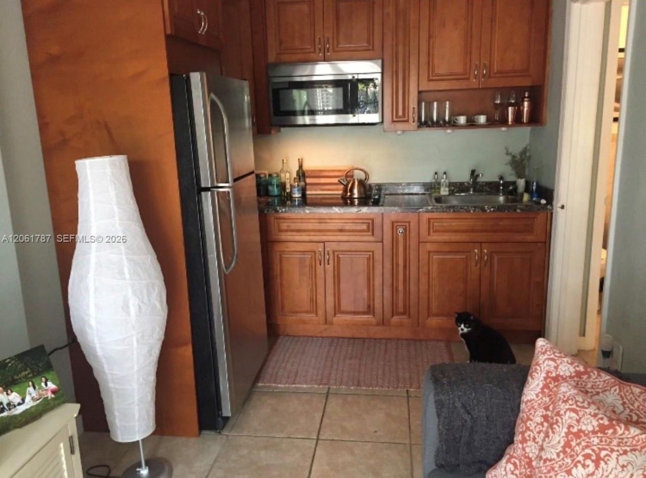 1200 Wallace St , Unit B, Coral Gables, FL 33134 Photo