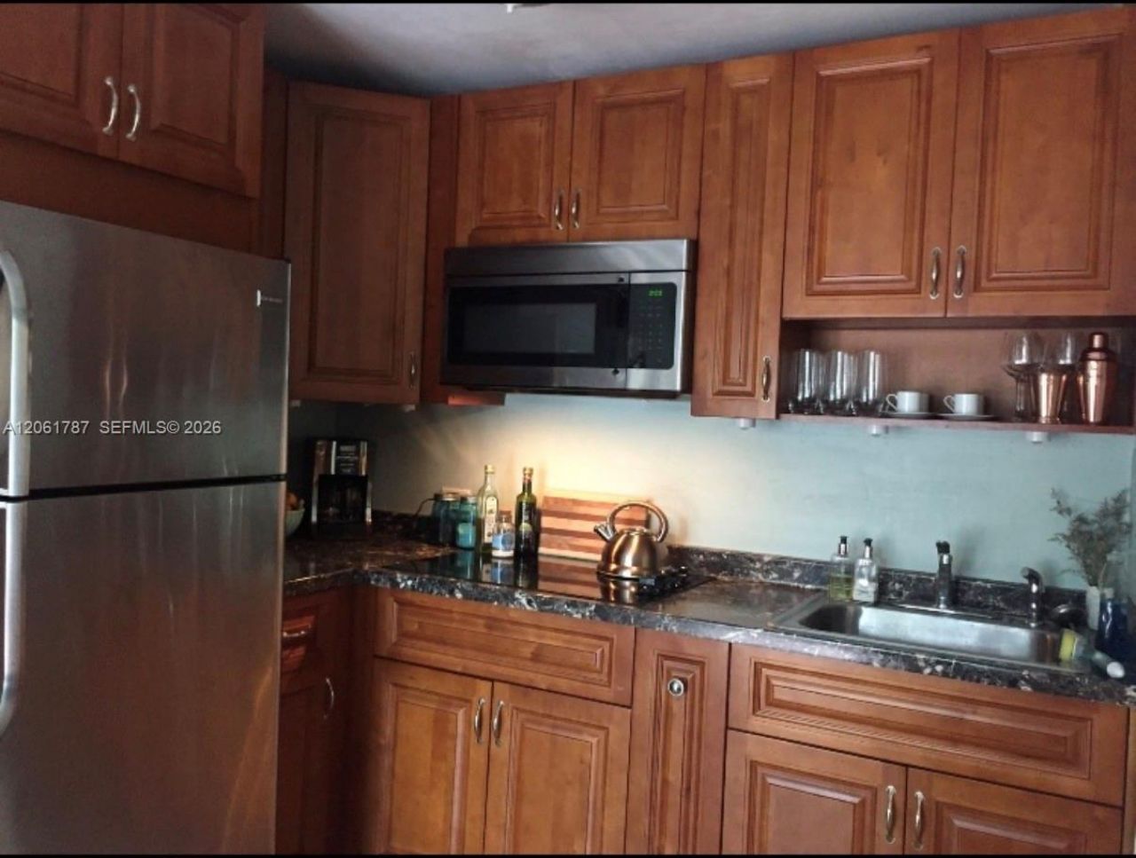 1200 Wallace St , Unit B, Coral Gables, FL 33134 Photo