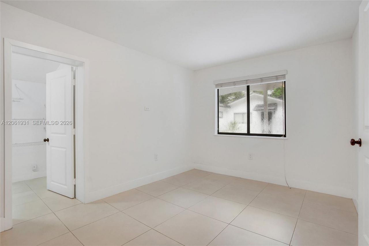 Please Call For Address, Unit D, Miami, FL 33181 Photo
