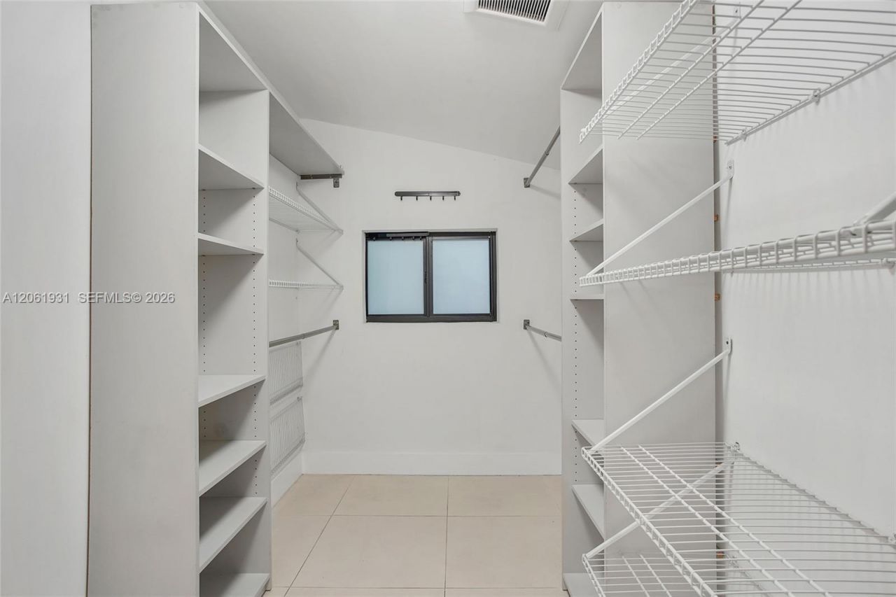 Please Call For Address, Unit D, Miami, FL 33181 Photo