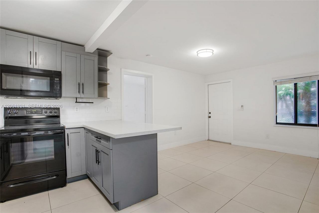 Please Call For Address, Unit D, Miami, FL 33181 Photo