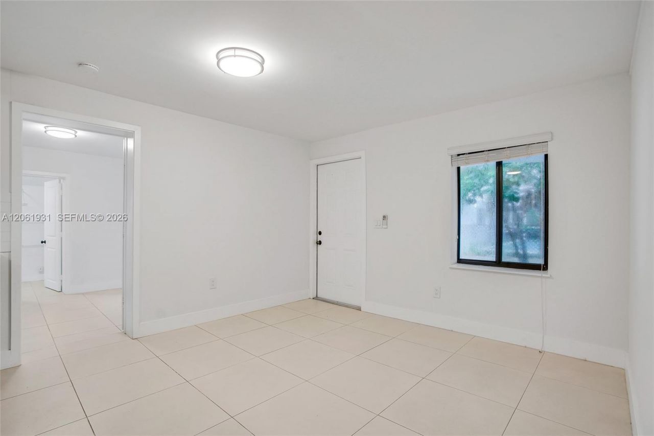 Please Call For Address, Unit D, Miami, FL 33181 Photo