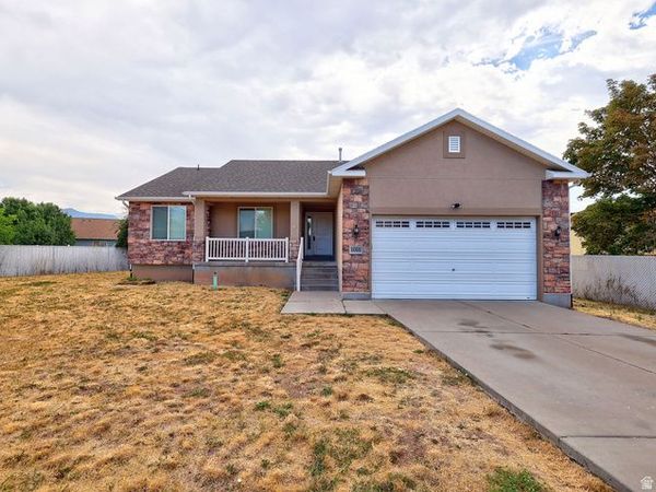 1065 S 1650 E, Clearfield, UT 84015