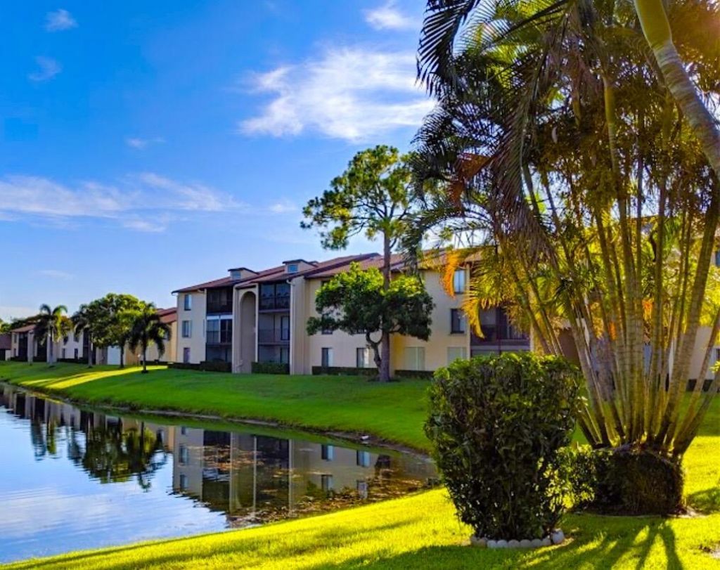 629 Sea Pine Way, Unit F3, Greenacres, FL 33415 Photo