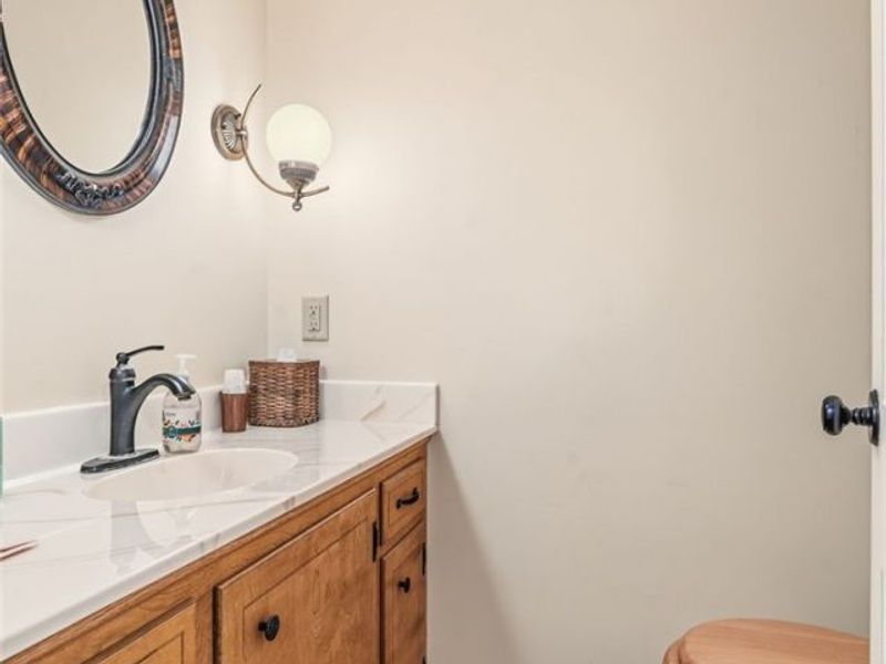 805 Fair Oaks Avenue SW, North Canton, OH 44720 Photo 16