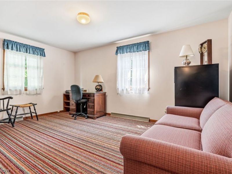 805 Fair Oaks Avenue SW, North Canton, OH 44720 Photo 19