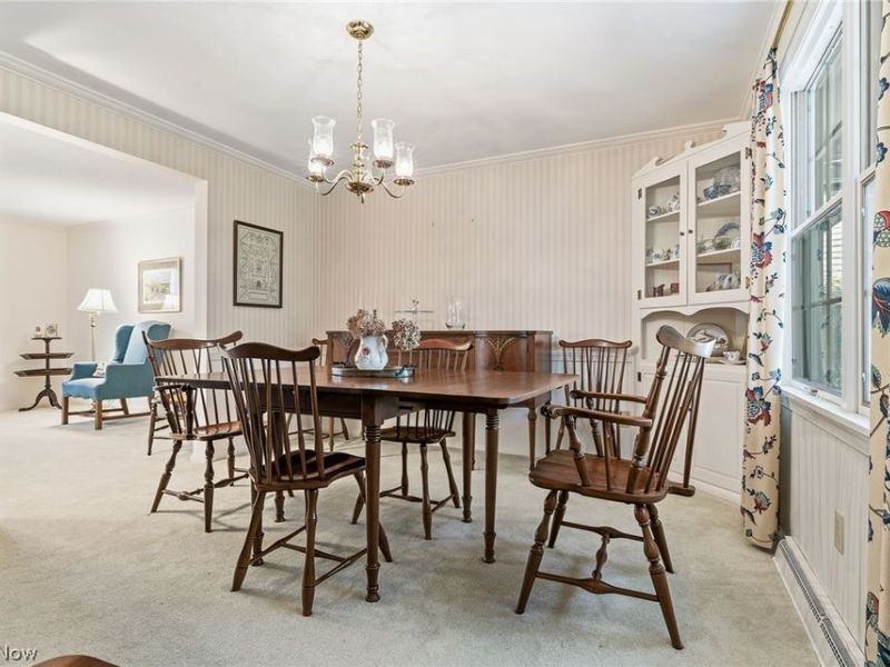 805 Fair Oaks Avenue SW, North Canton, OH 44720 Photo 5