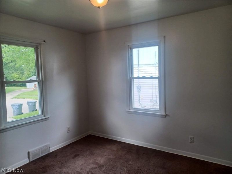 551 Moherman Avenue, Youngstown, OH 44509 Photo 12