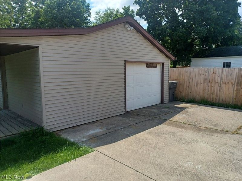 551 Moherman Avenue, Youngstown, OH 44509 Photo 32