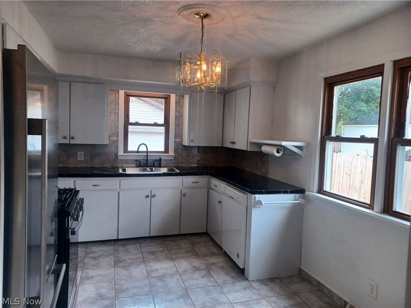 551 Moherman Avenue, Youngstown, OH 44509 Photo 6