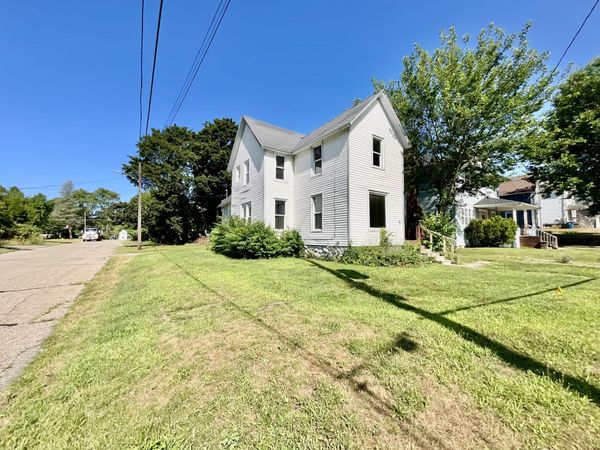 46 Byron Street, Battle Creek, MI 49017