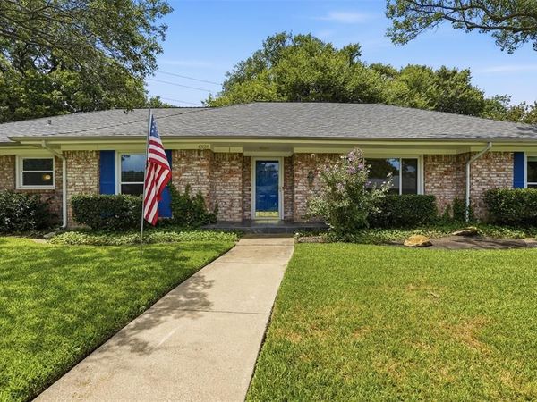 4328 Winding Way , Benbrook, TX 76126