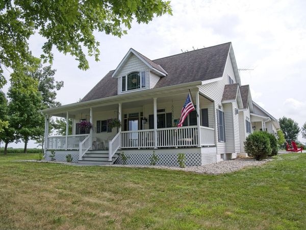 23015 230th Street, Hutchinson, MN 55350