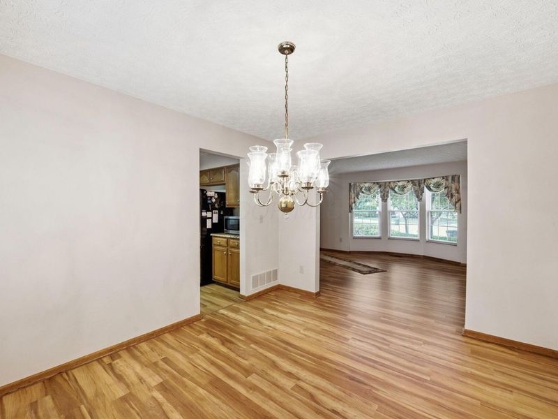 578 Witham Court , Columbus, OH 43230 Photo 13