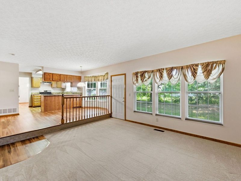 578 Witham Court , Columbus, OH 43230 Photo 23