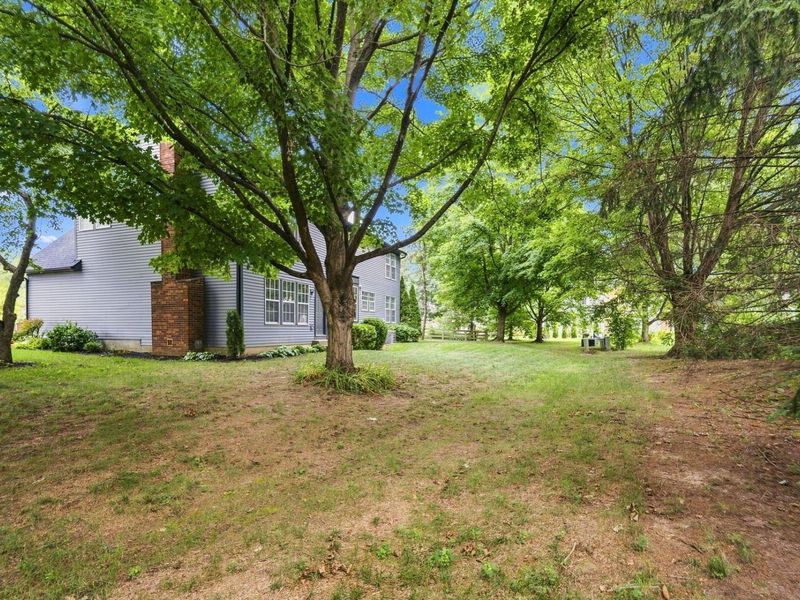 578 Witham Court , Columbus, OH 43230 Photo 46
