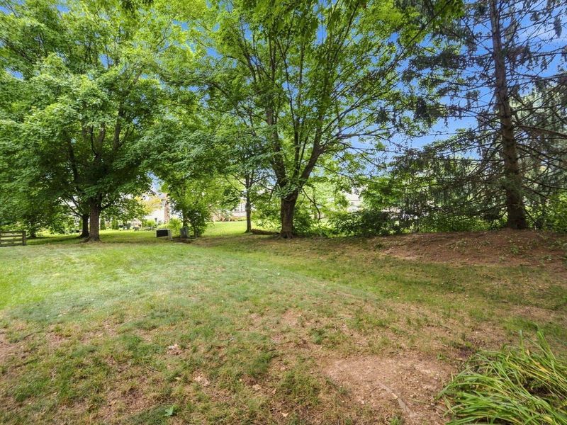 578 Witham Court , Columbus, OH 43230 Photo 47