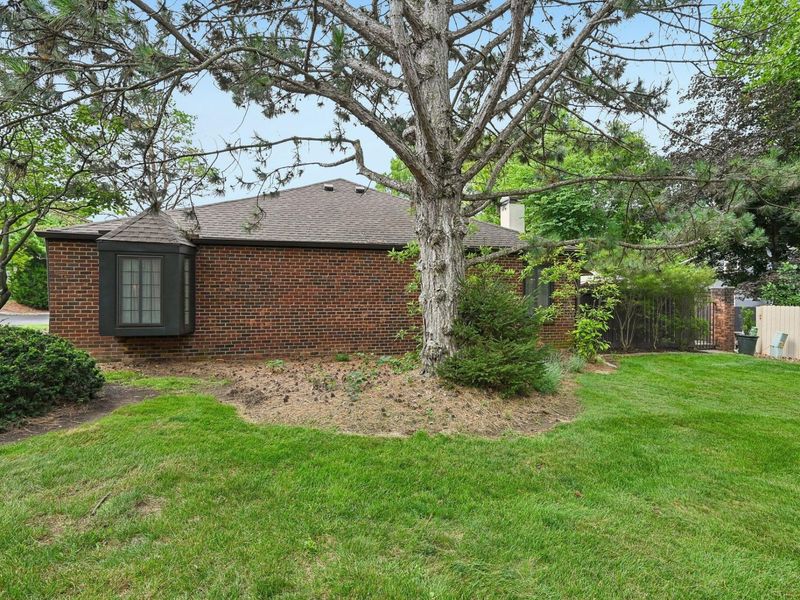 247 Saint Antoine Street, Unit 11B, Worthington, OH 43085 Photo 34