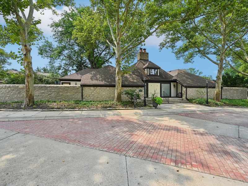 247 Saint Antoine Street, Unit 11B, Worthington, OH 43085 Photo 38
