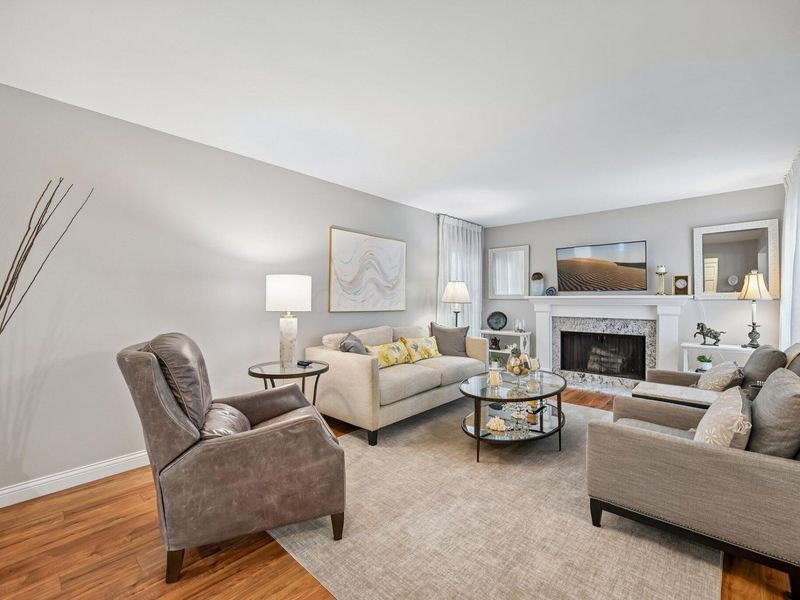 247 Saint Antoine Street, Unit 11B, Worthington, OH 43085 Photo 4