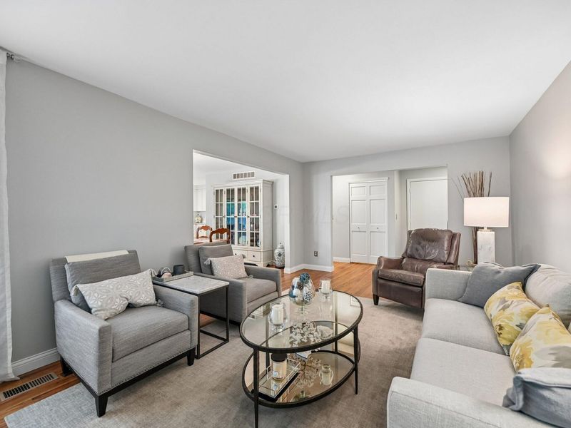 247 Saint Antoine Street, Unit 11B, Worthington, OH 43085 Photo 6
