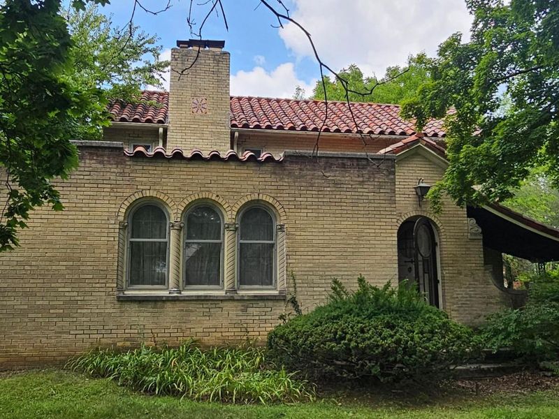 4469 Rosemary Parkway , Columbus, OH 43214 Photo 2