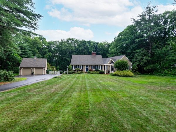 188 South St, Berlin, MA 01503