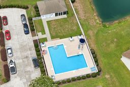 521 Ramblewood Circle  photo 4