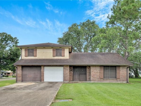 605 AQUARIUS Street , Hahnville, LA 70057