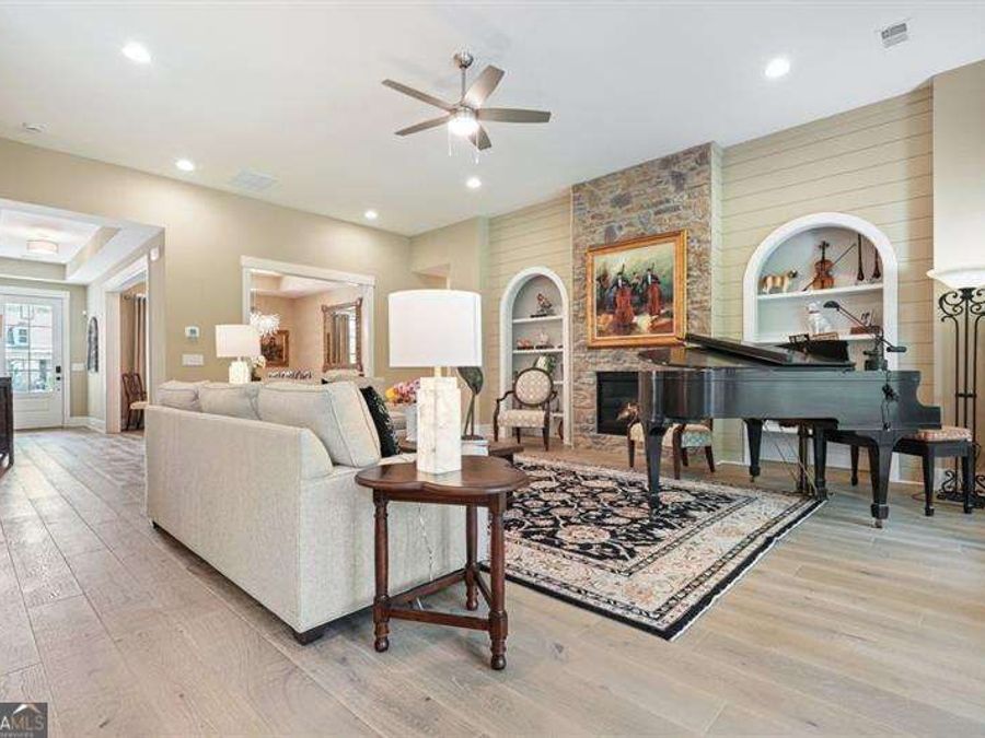 Property Image 15