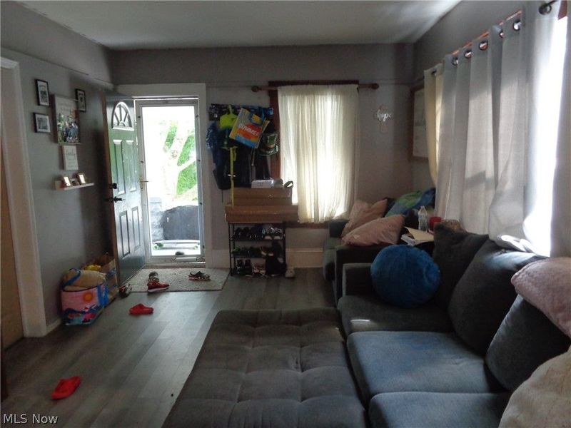 3301 Searsdale Avenue, Cleveland, OH 44109 Photo 7