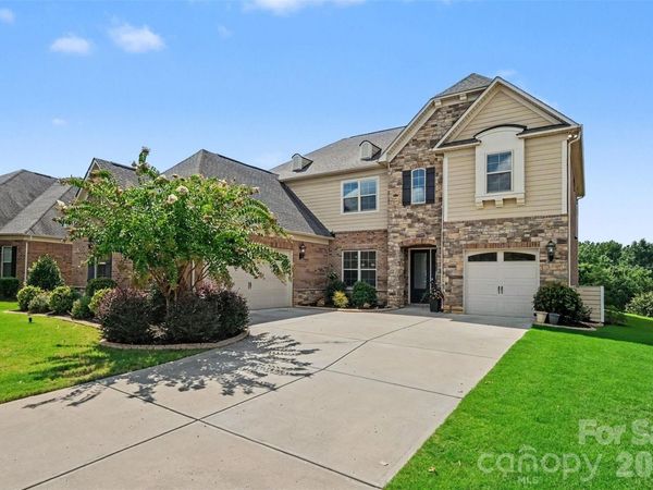 12722 Rusty Blackbird Way, Charlotte, NC 28278