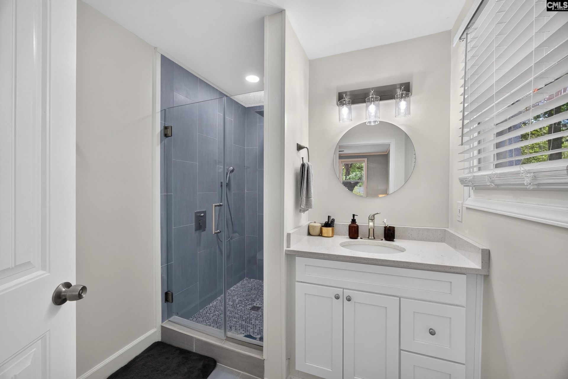 2642 Glenwood Road  Photo 14