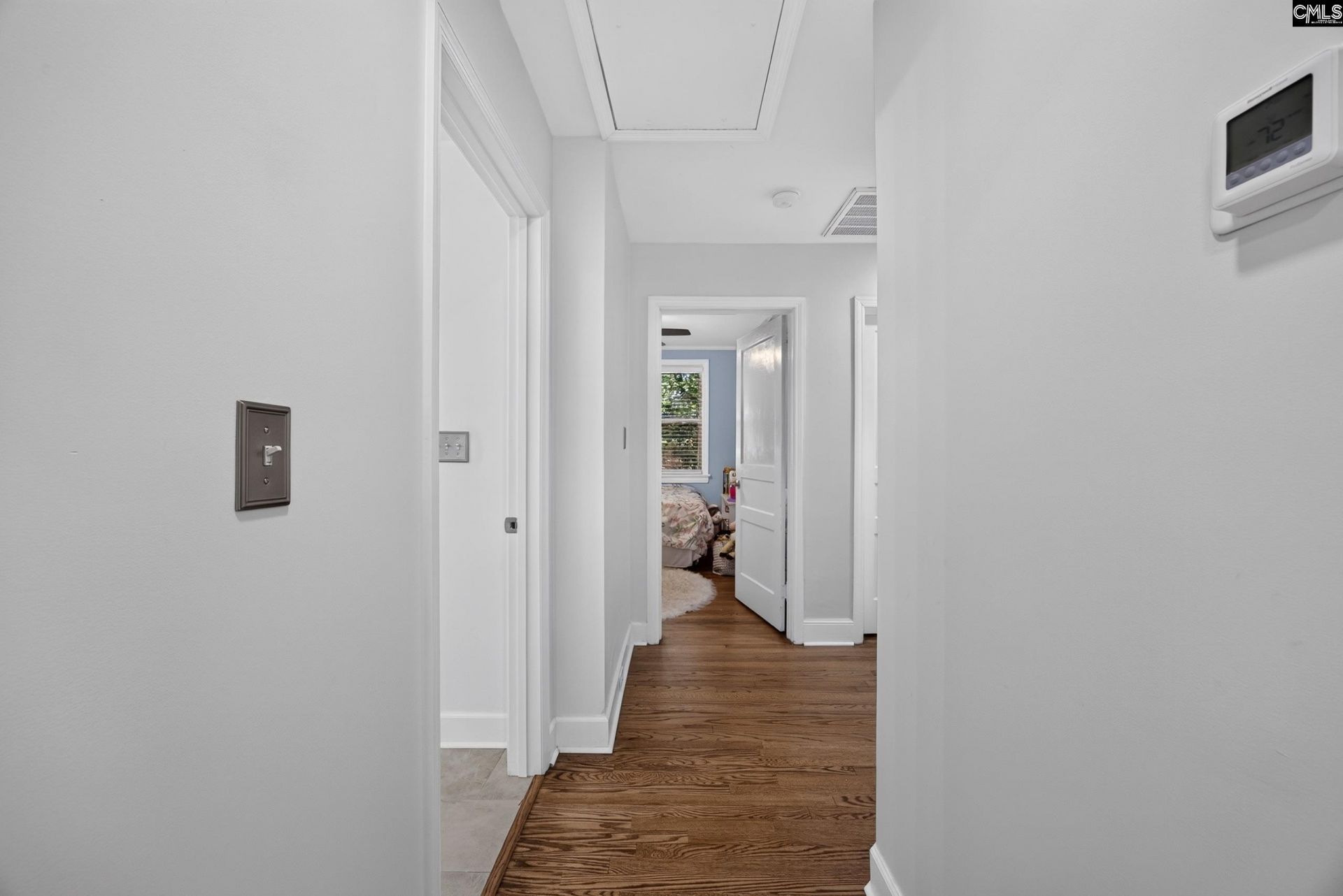 2642 Glenwood Road  Photo 17
