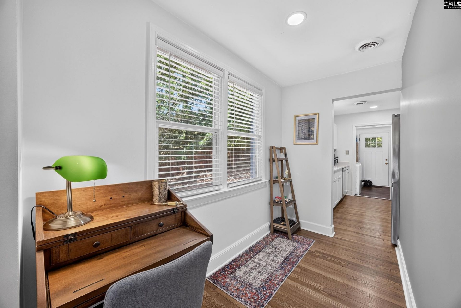 2642 Glenwood Road  Photo 7