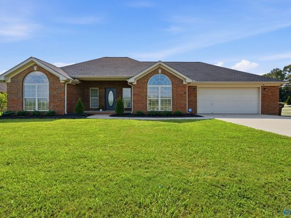 18417 Menefee Road, Athens, AL 35613