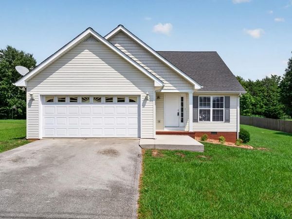 2633 Suffolk, Cookeville, TN 38506