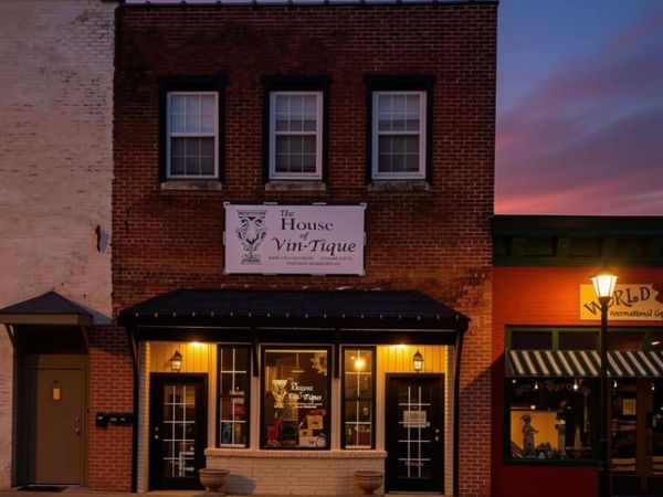 18 N Cedar Ave, Cookeville, TN 38501