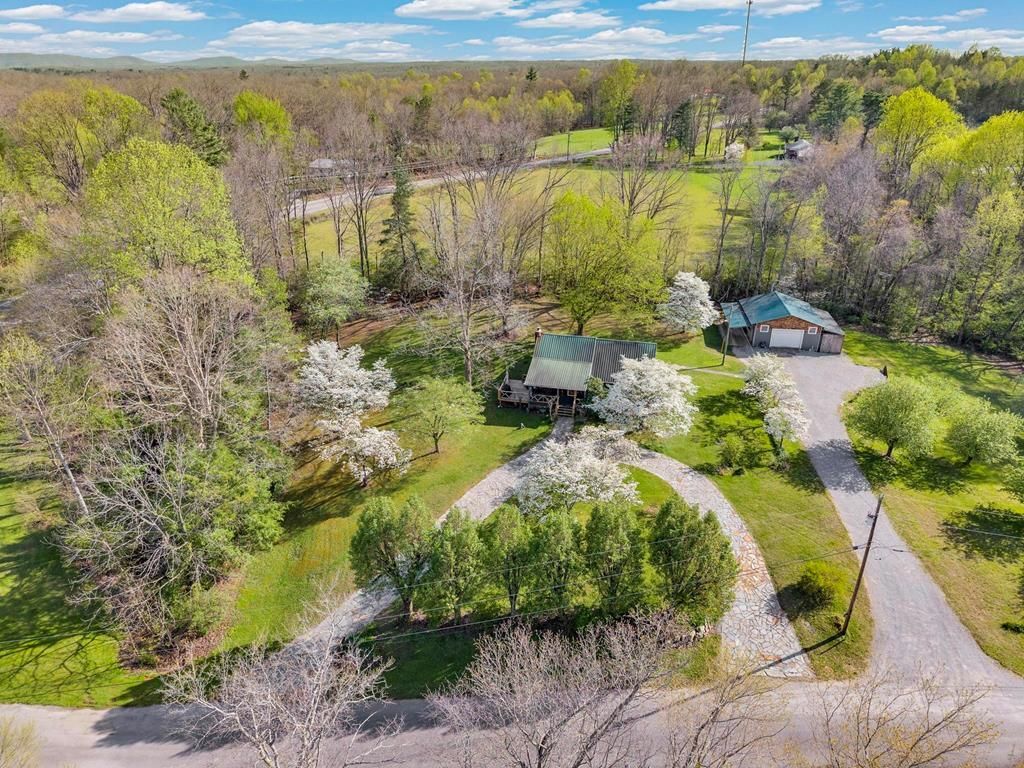 31 Wayfarer Lane, Crossville, TN 38572 Main Photo